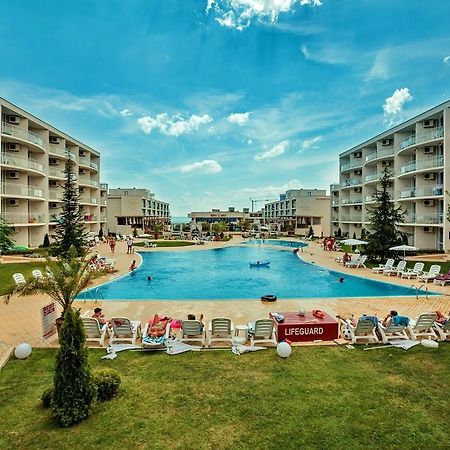 Apartment With Terrace In Spa Complex بورغاس الغرفة الصورة