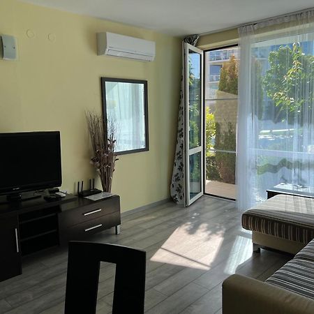 Apartment With Terrace In Spa Complex بورغاس المظهر الخارجي الصورة