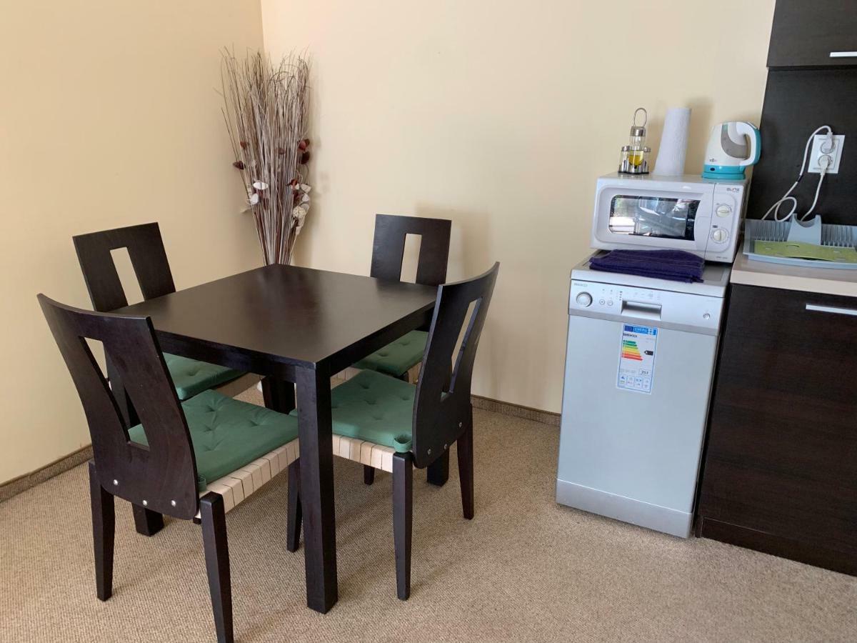 Apartment With Terrace In Spa Complex بورغاس المظهر الخارجي الصورة